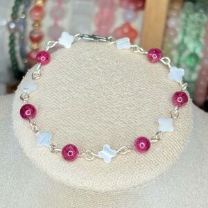 Silver Ruby and mother of pearl clover bracelet